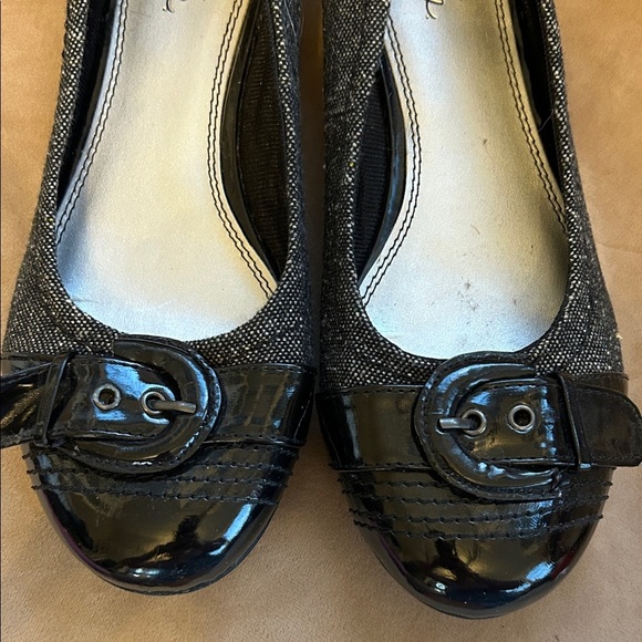 Black & Gray patent and tweed fabric Loafers - Picture 2 of 8